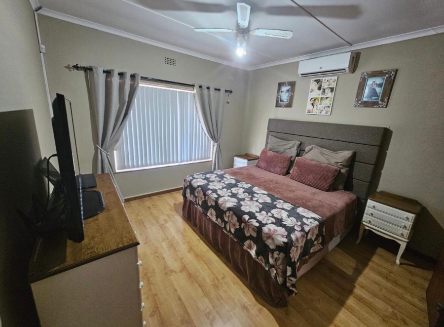 4 Bedroom Property for Sale in Windsor Park Eastern Cape